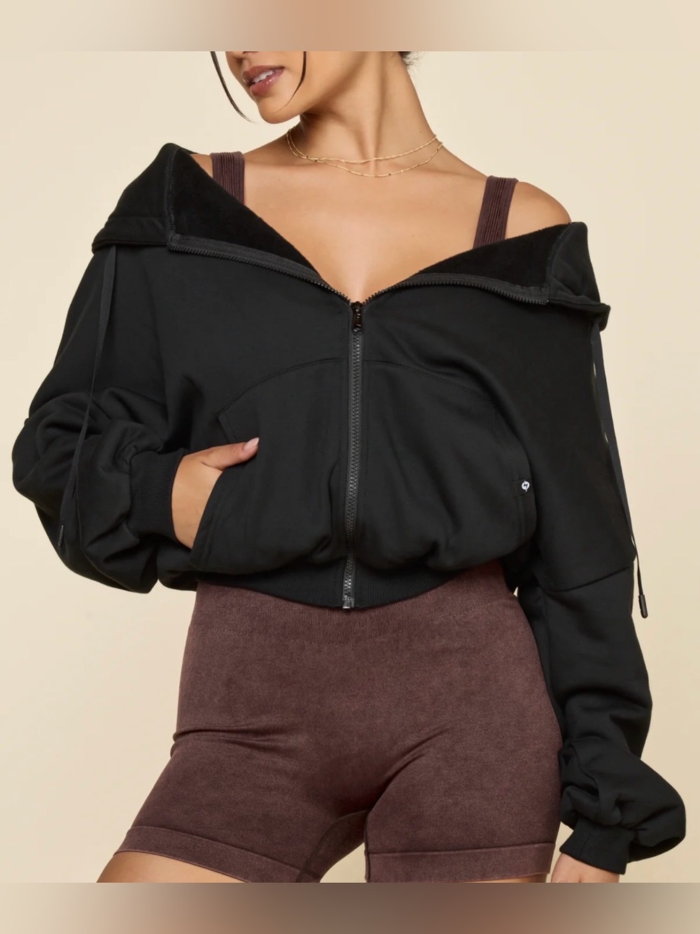 Popflex Zip-Up Cloud Hoodie in black, size S/M